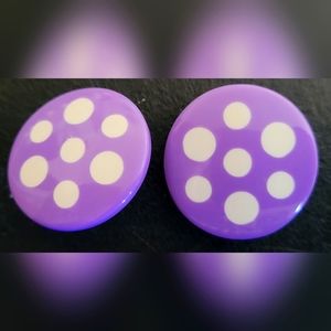 1980s Clip-On Lavender with White Dots Earrings 💜